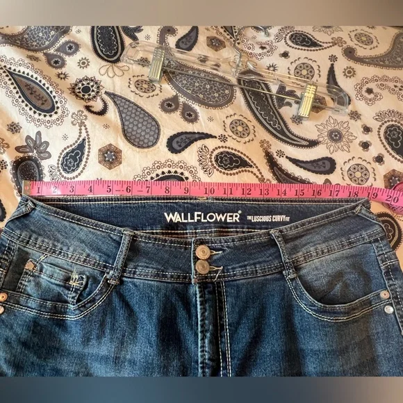 Wallflower Boot Cut Jeans size 16 - Picture 6 of 8